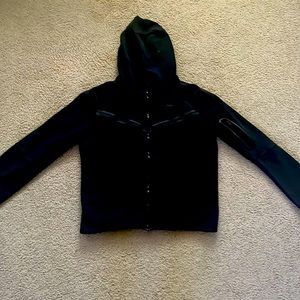 Boys size XL Nike Tech Black Hoodie